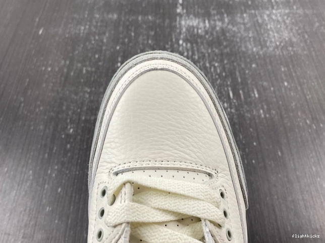 Ivory Jordan Air Craft FJ9479-100 3 0728